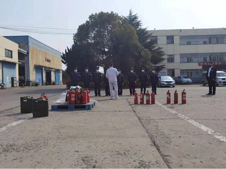 獵鷹保安公司積極組織，開展消防實戰(zhàn)演練，防患于未“燃”